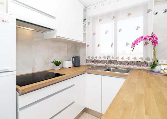 50m Al Mar Apartmán